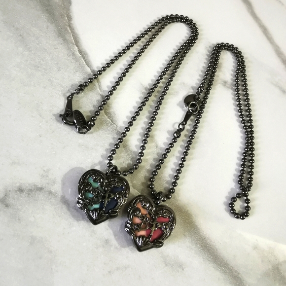 Best Friend Necklace - Picture 2 of 2